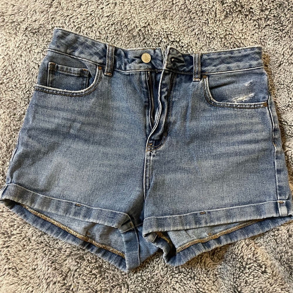 PacSun cuffed mom shorts with distressed details